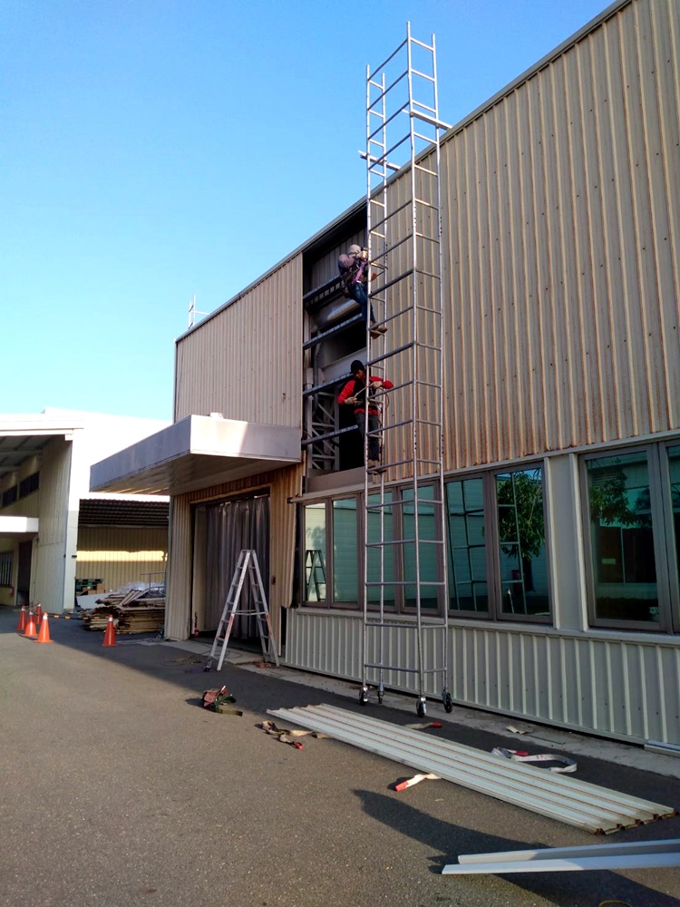 彰化烤漆浪板施工