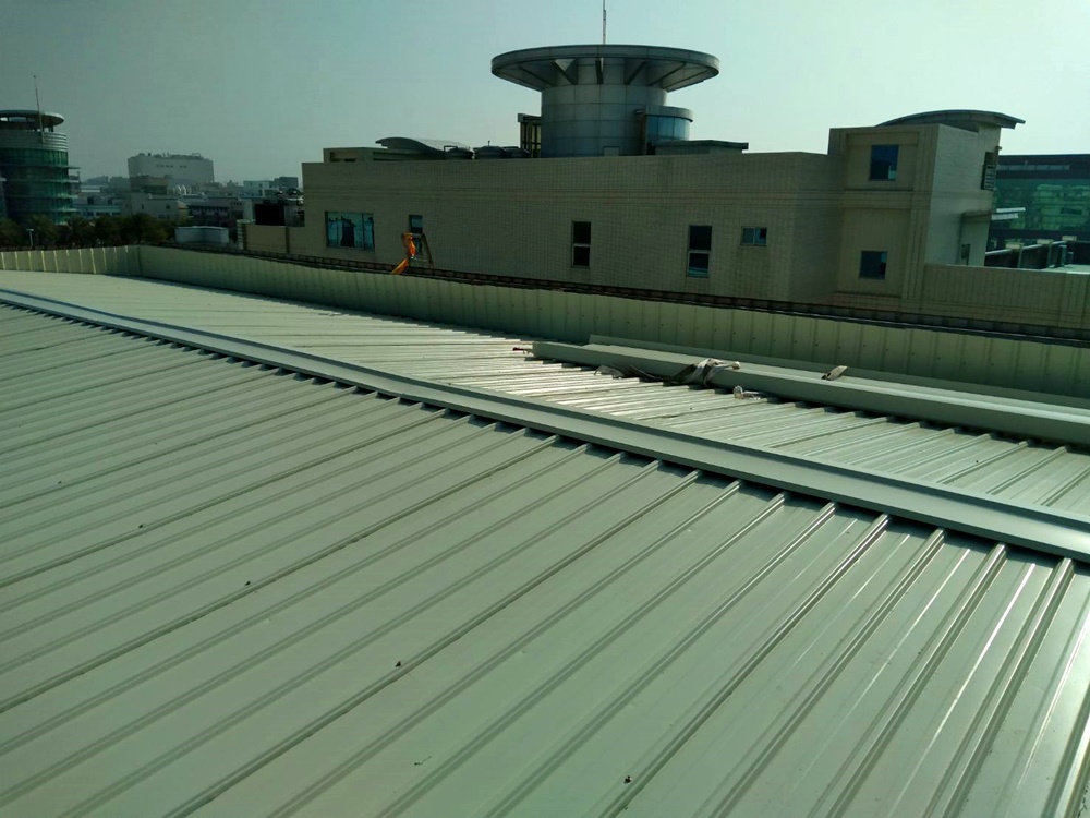 彰化烤漆浪板施工