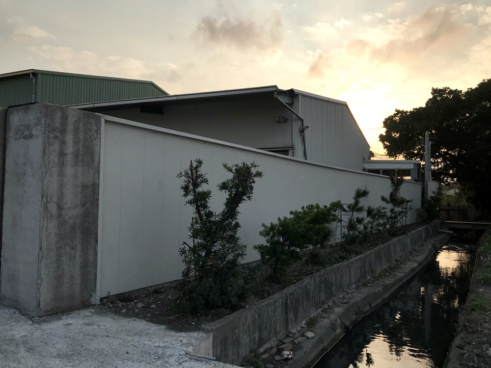 彰化烤漆浪板施工