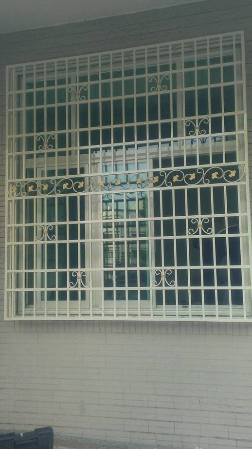 雕花窗