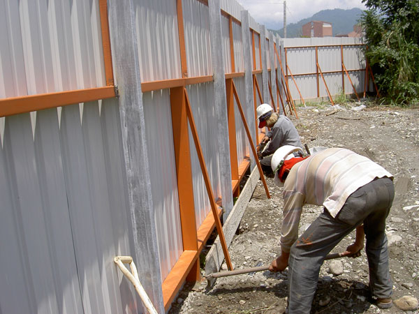 安全圍籬搭建(二)