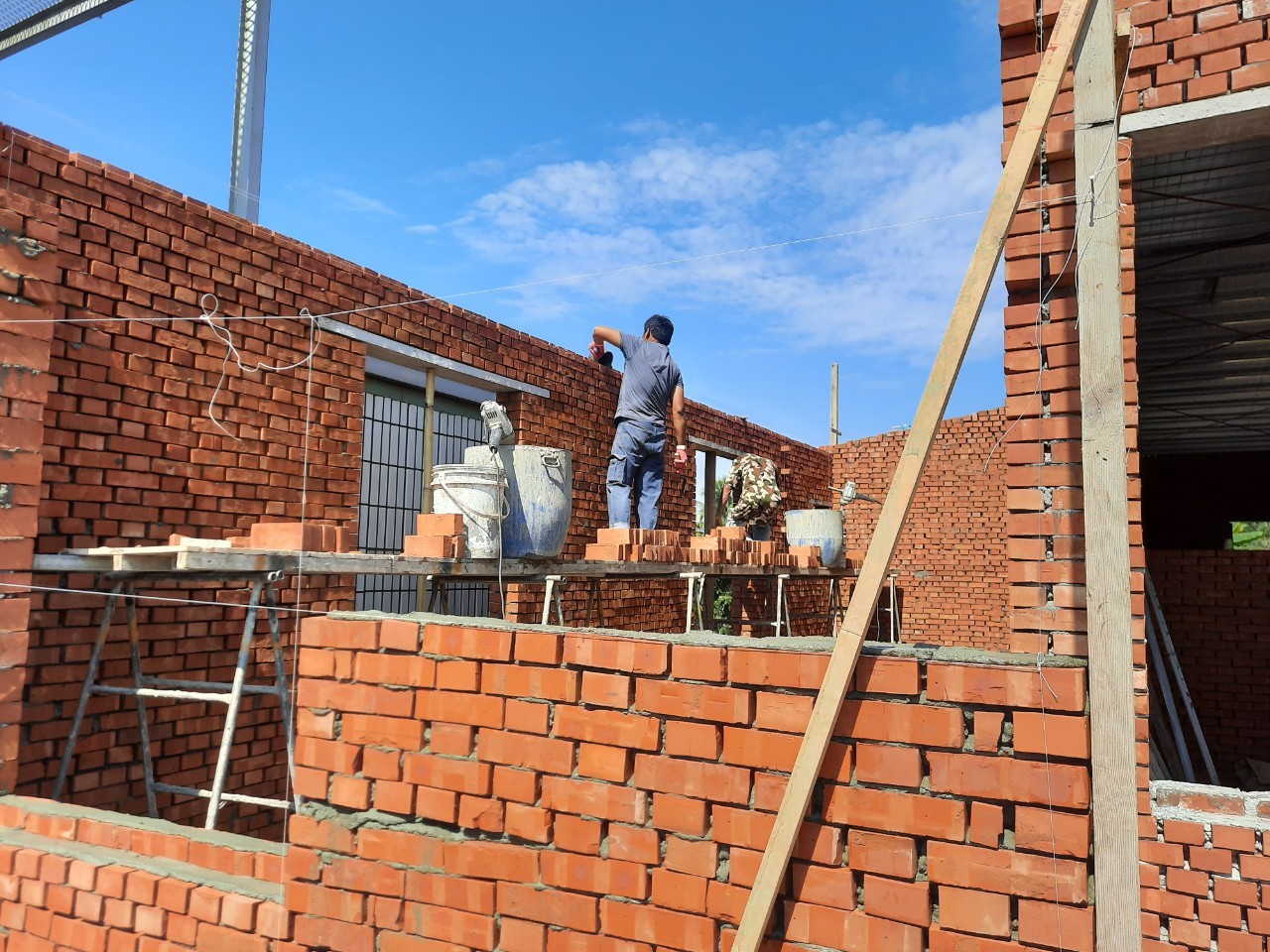 屏東佳墩工程-專業團隊