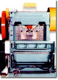 四尺龍門製網機