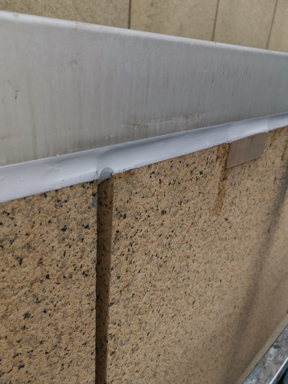 外牆清洗矽膠更新