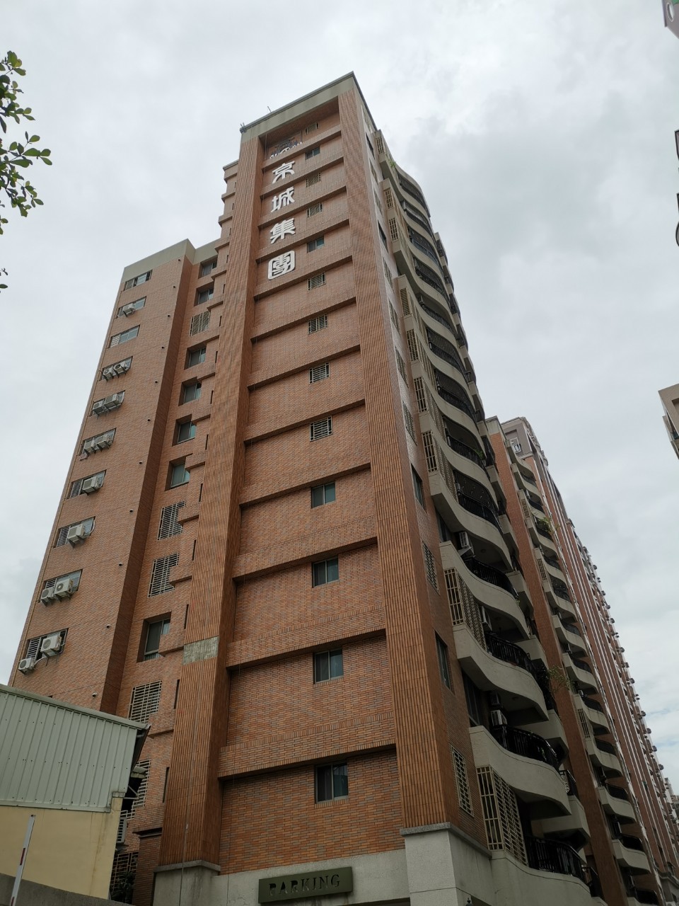 建築拉皮內外兼顧