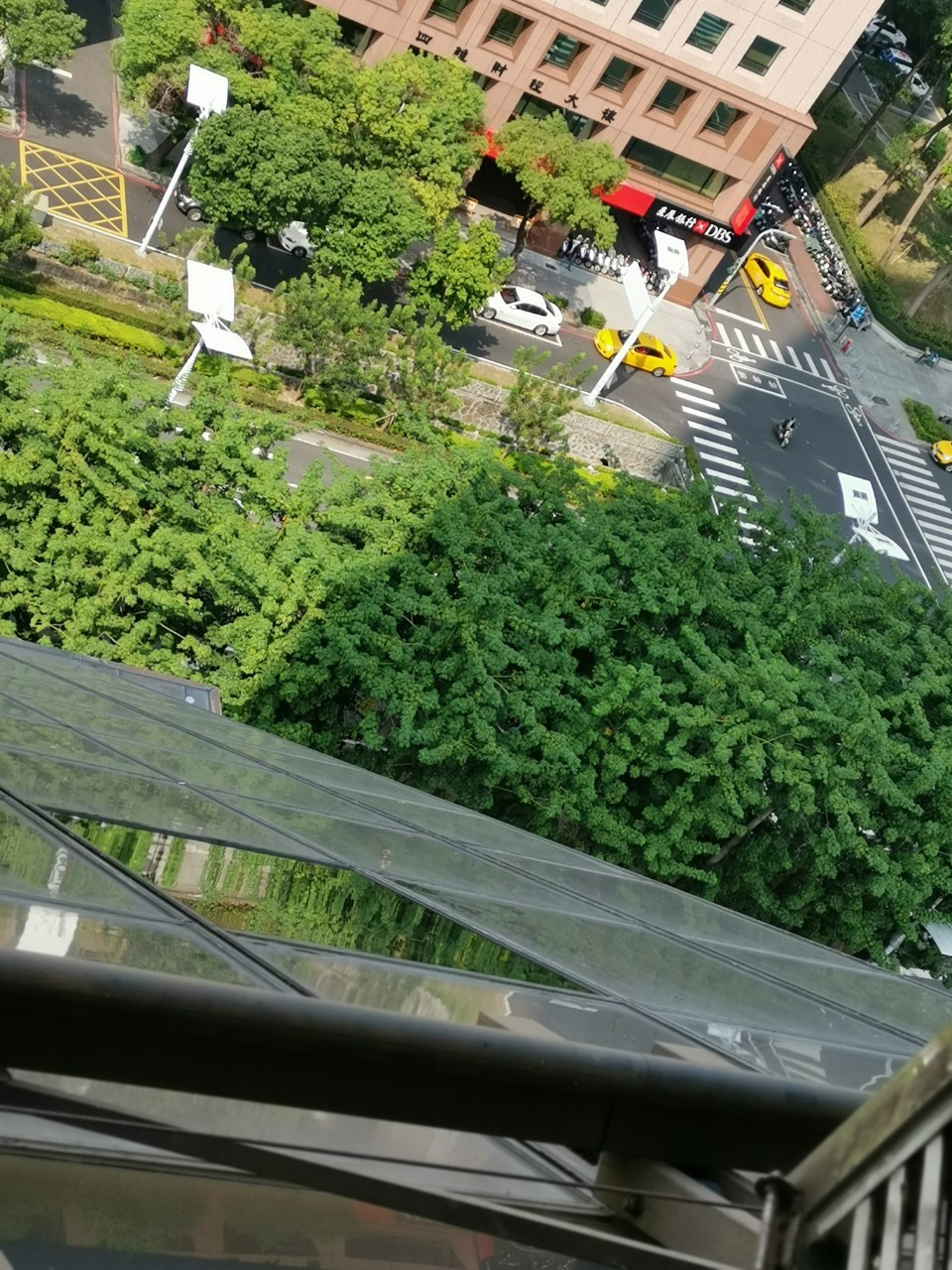 玻璃帷幕牆專業修理