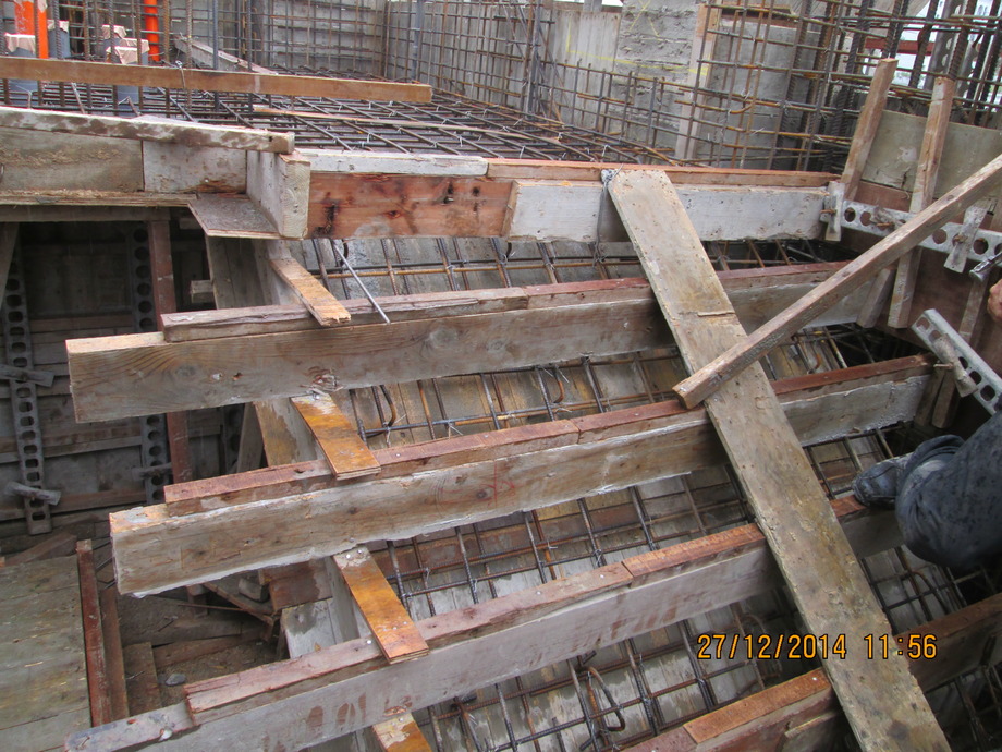 屋突鋼筋綁紮工程