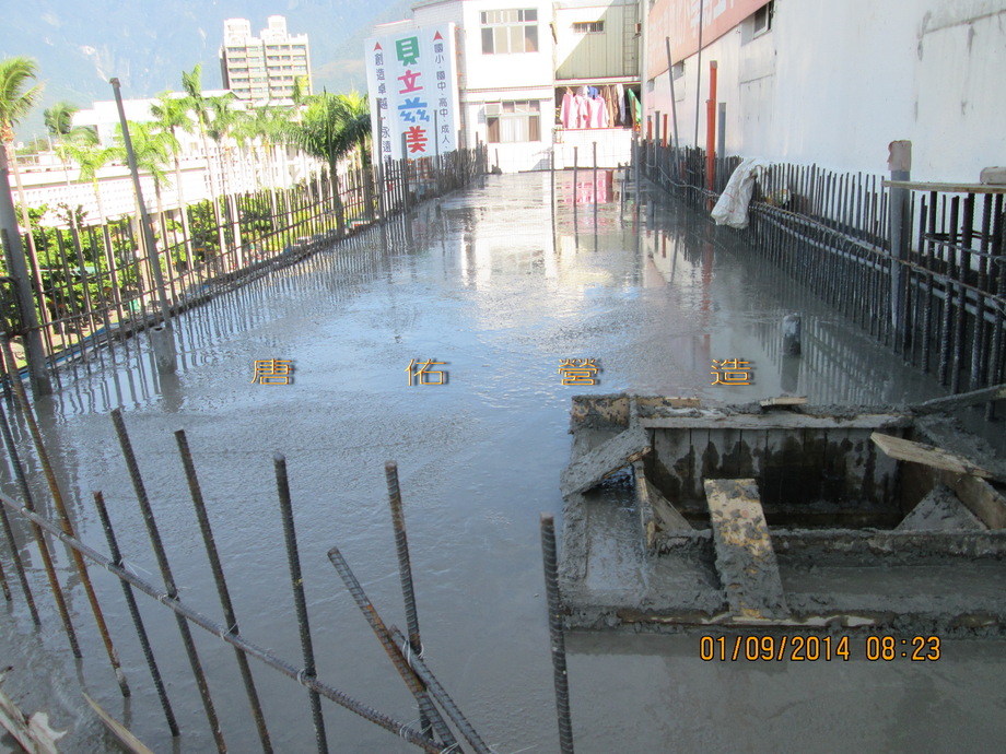 頂樓樓底版第二次灌漿完成