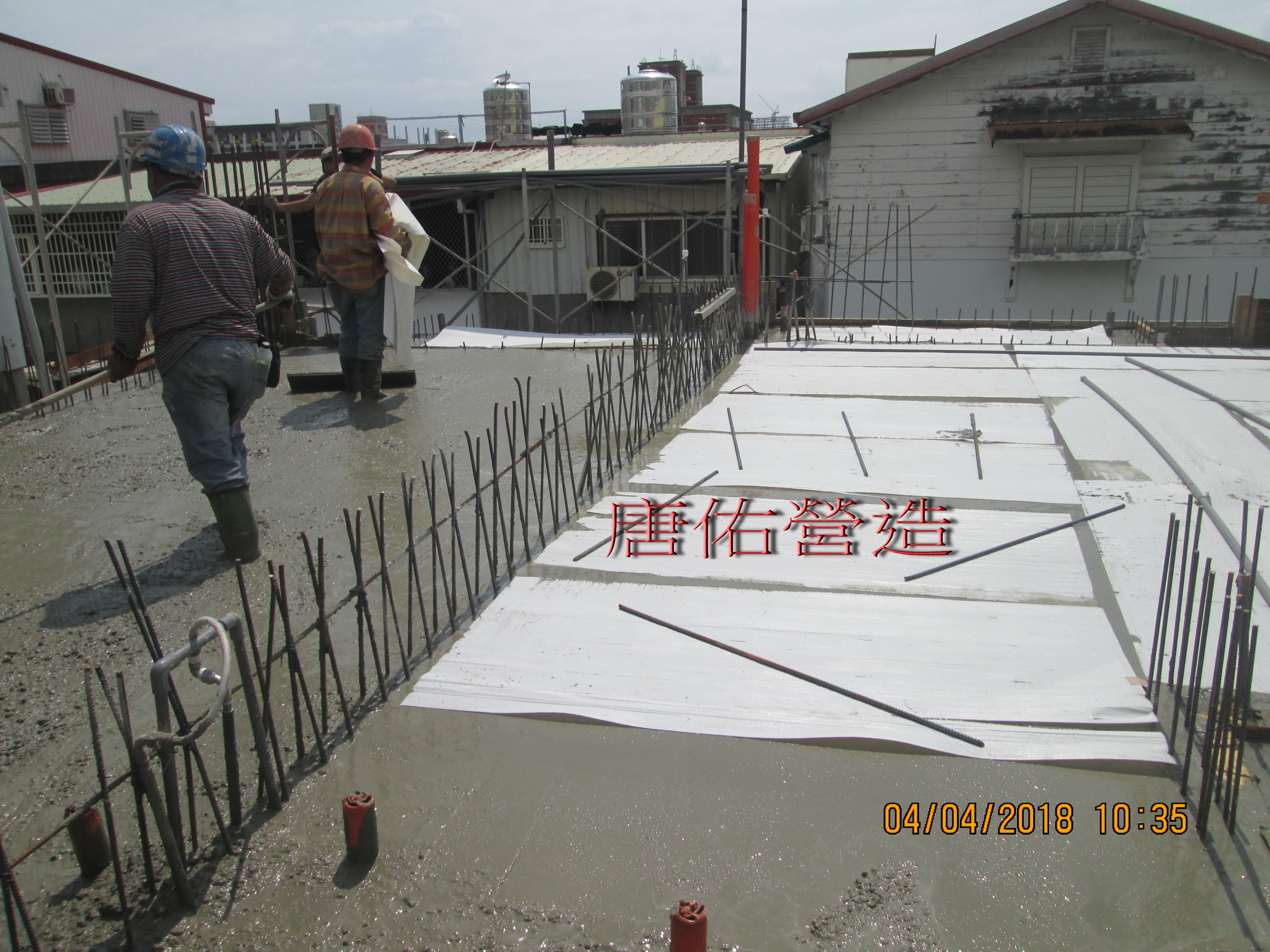 2樓頂版養護保護板鋪設