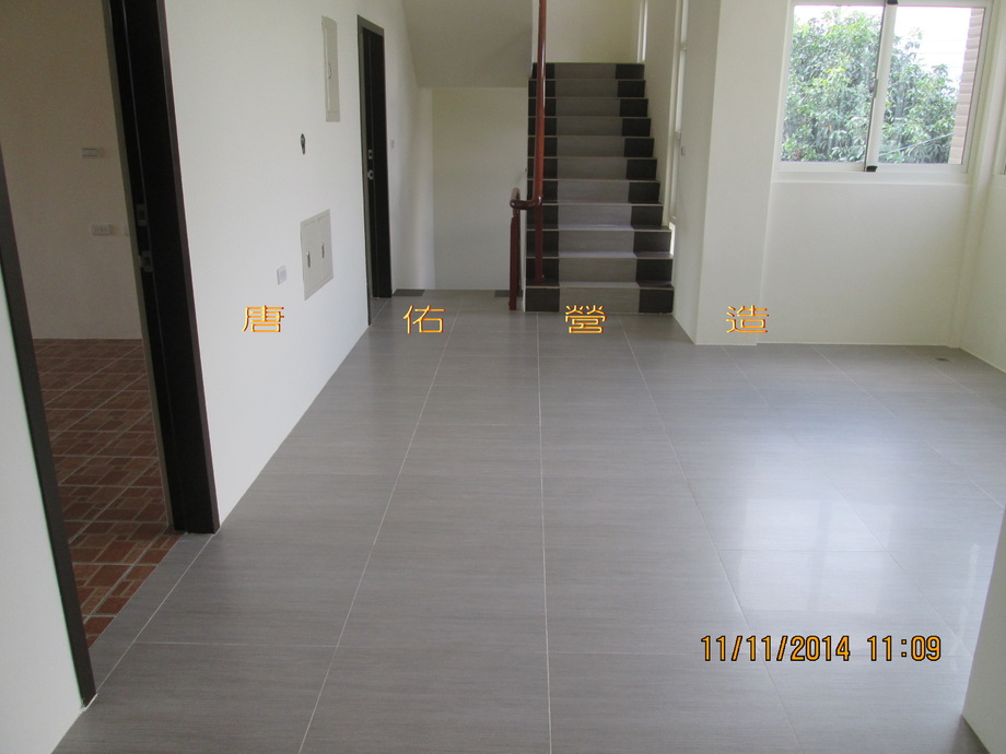 室內樓梯走道實景