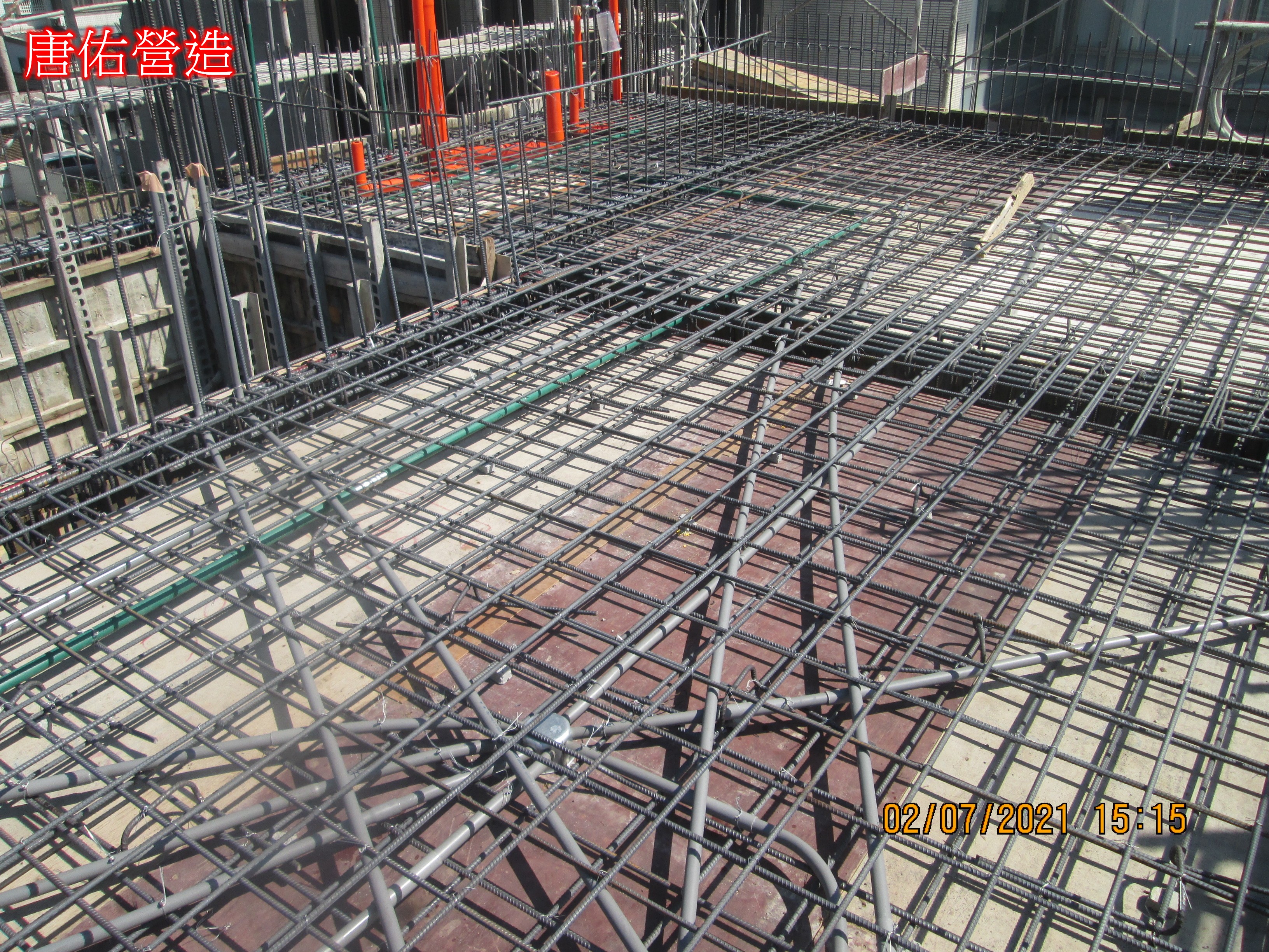 4樓底鋼筋綁紮及水電配管