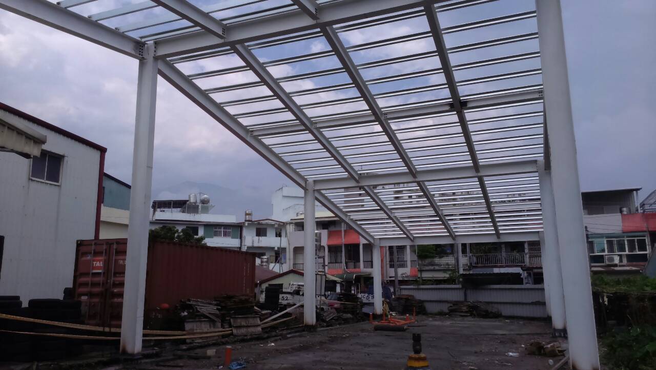 鋼結構組裝完成