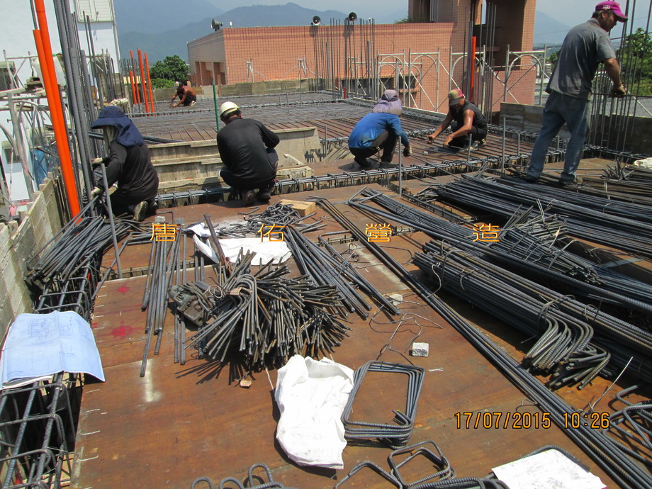2F頂版鋼筋綁紮