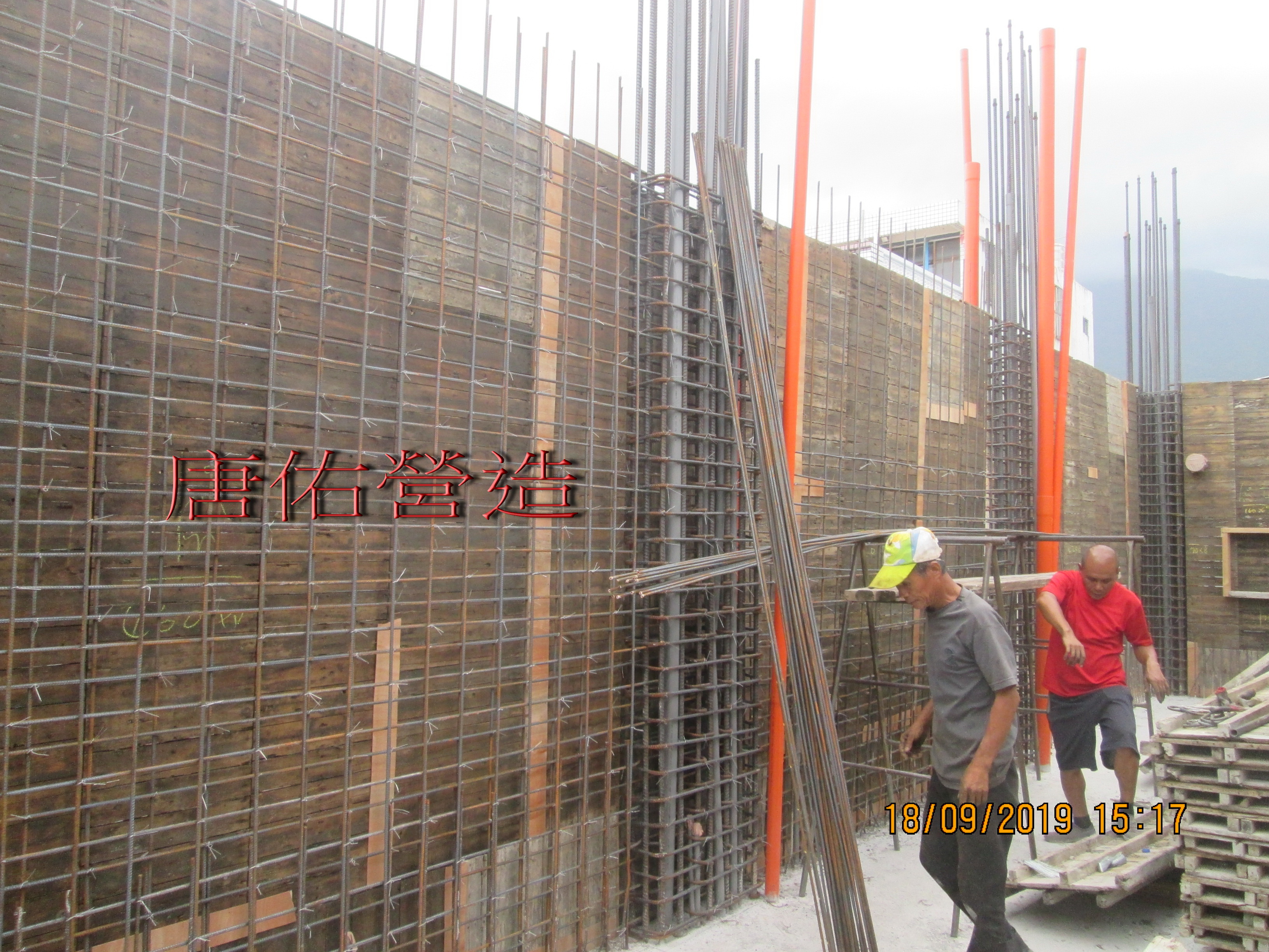 1樓牆鋼筋綁紮