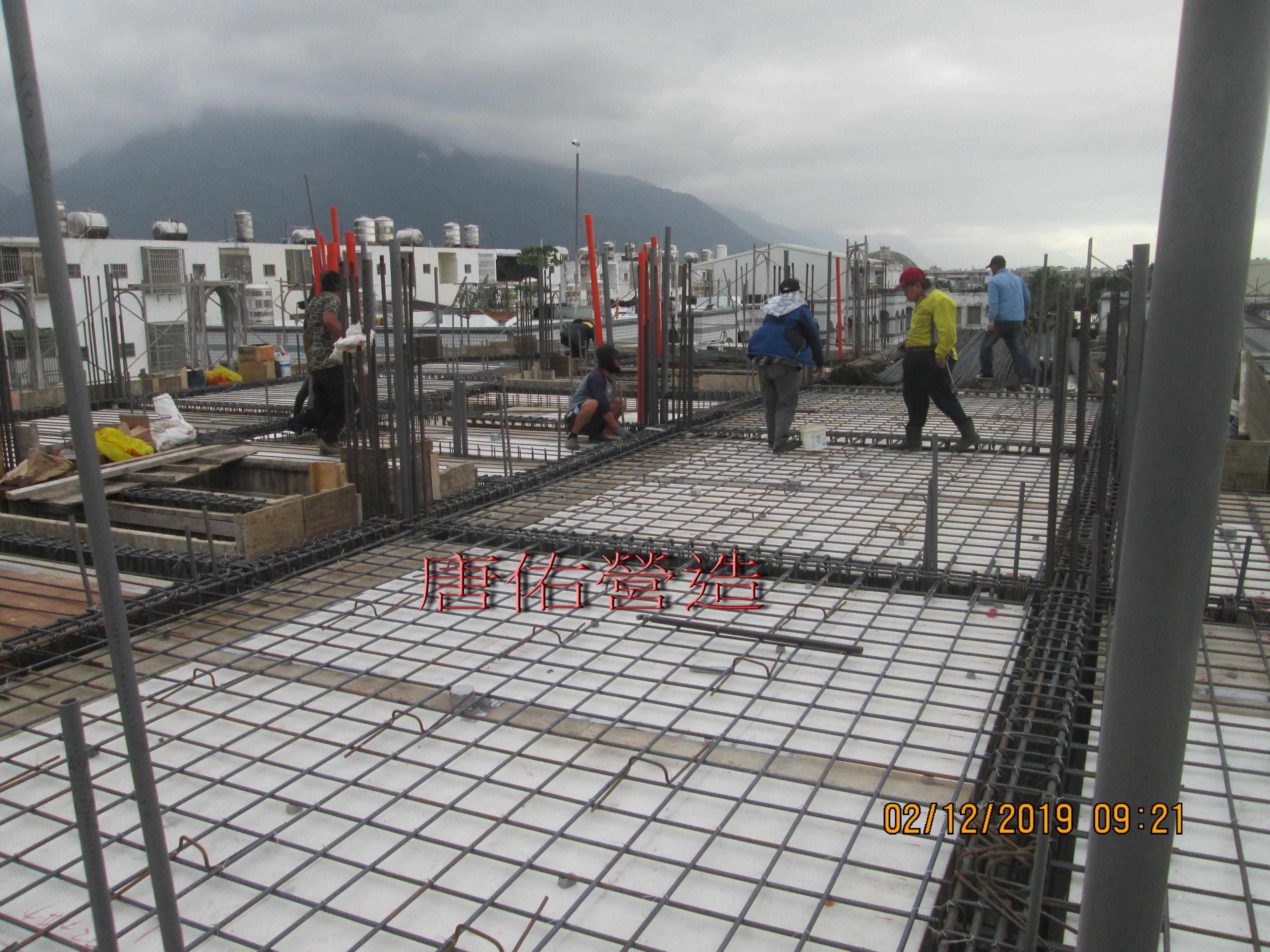 3樓頂版鋼筋綁紮