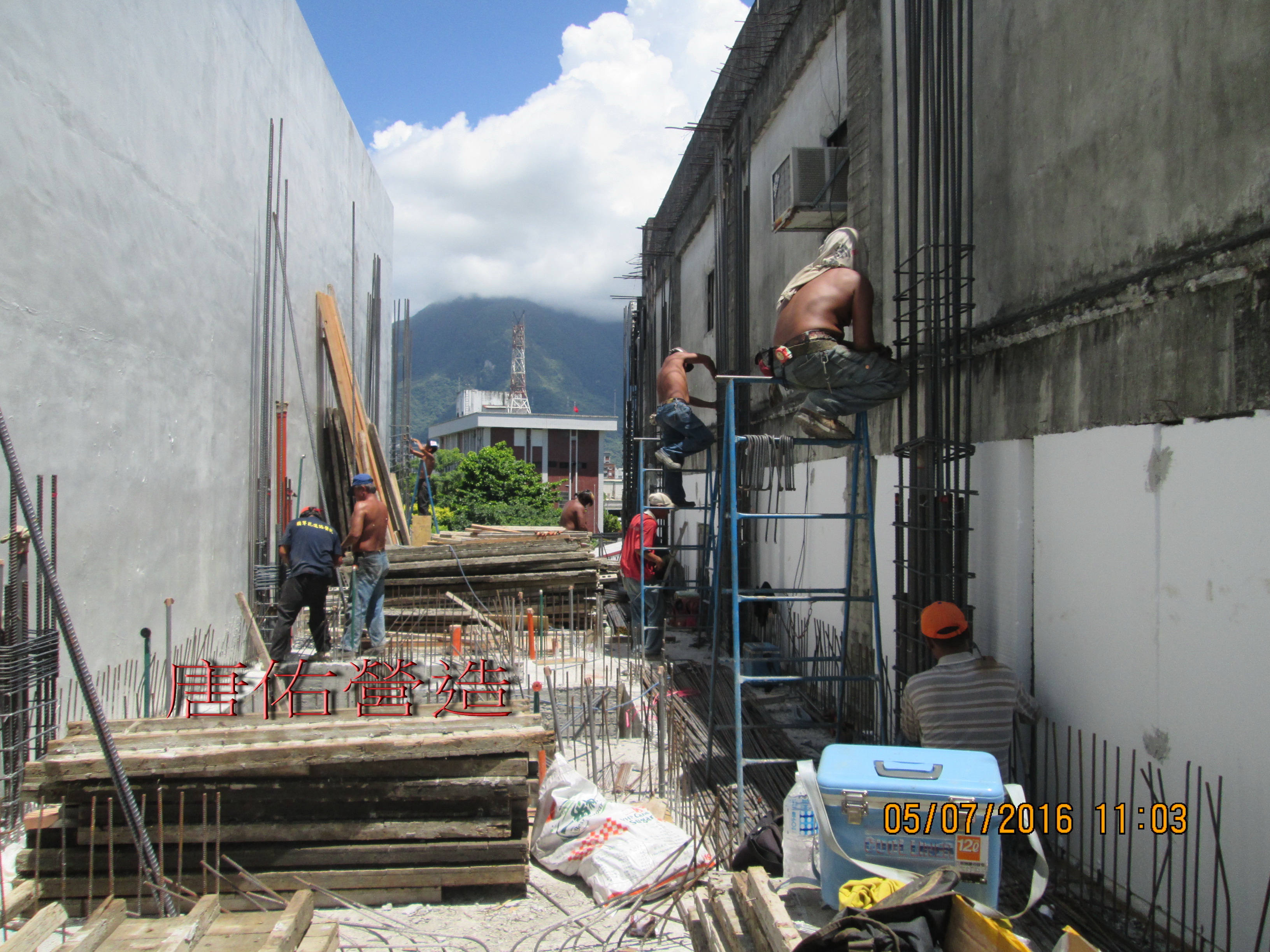 二樓結構鋼筋綁紮