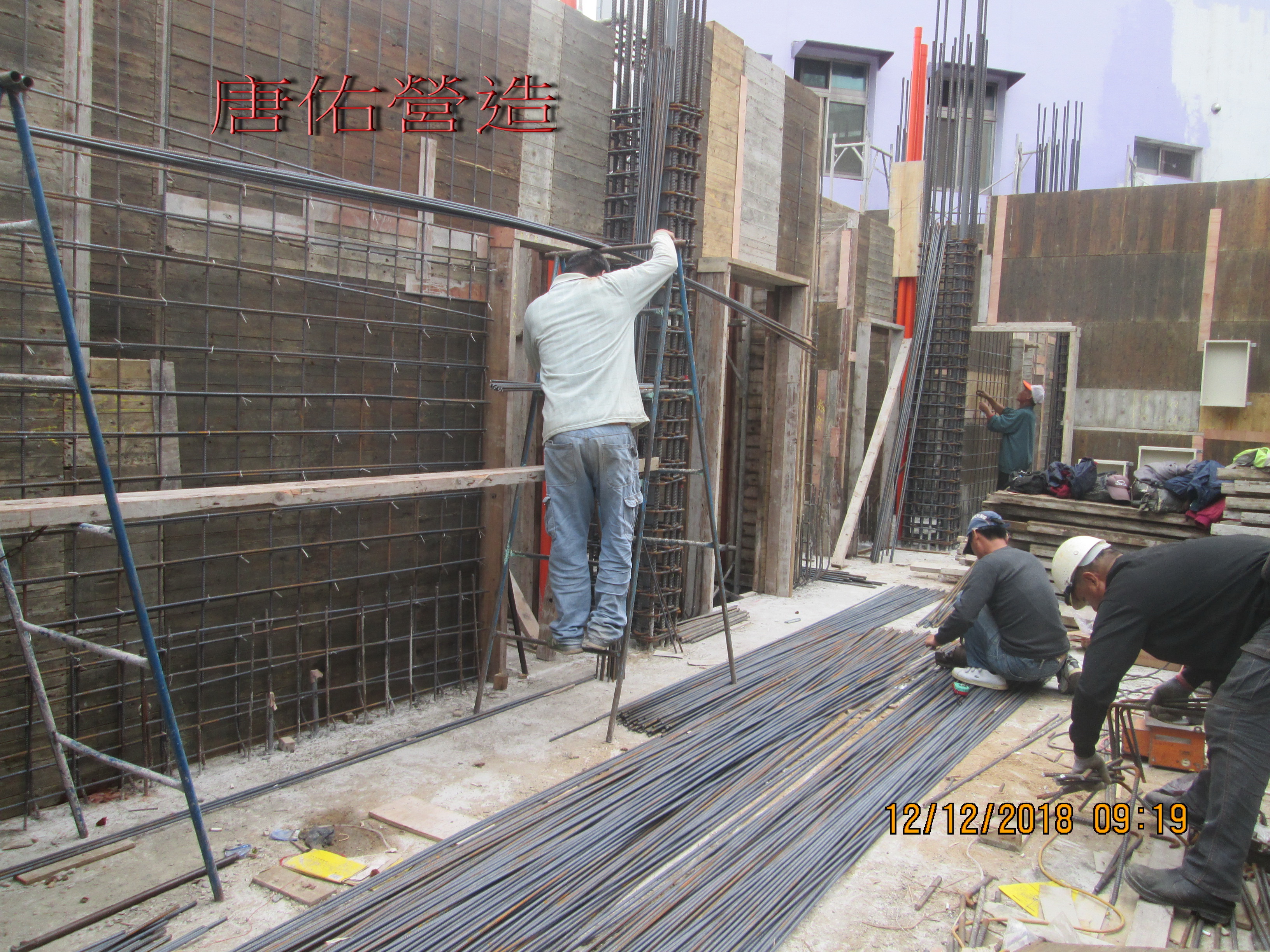 1樓牆鋼筋綁紮