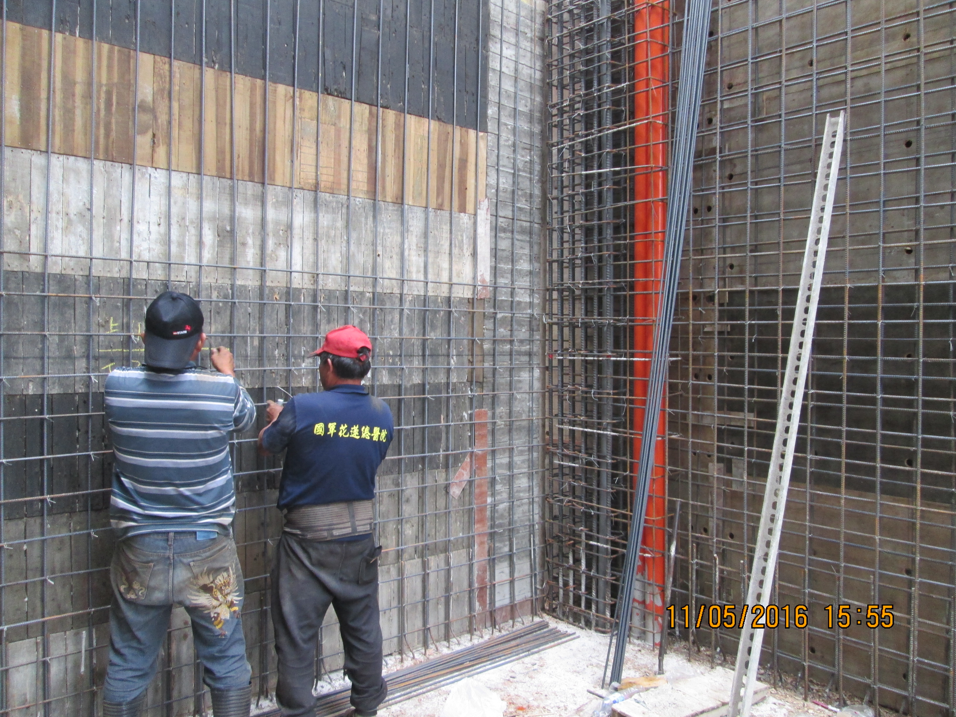 一樓結構鋼筋綁紮