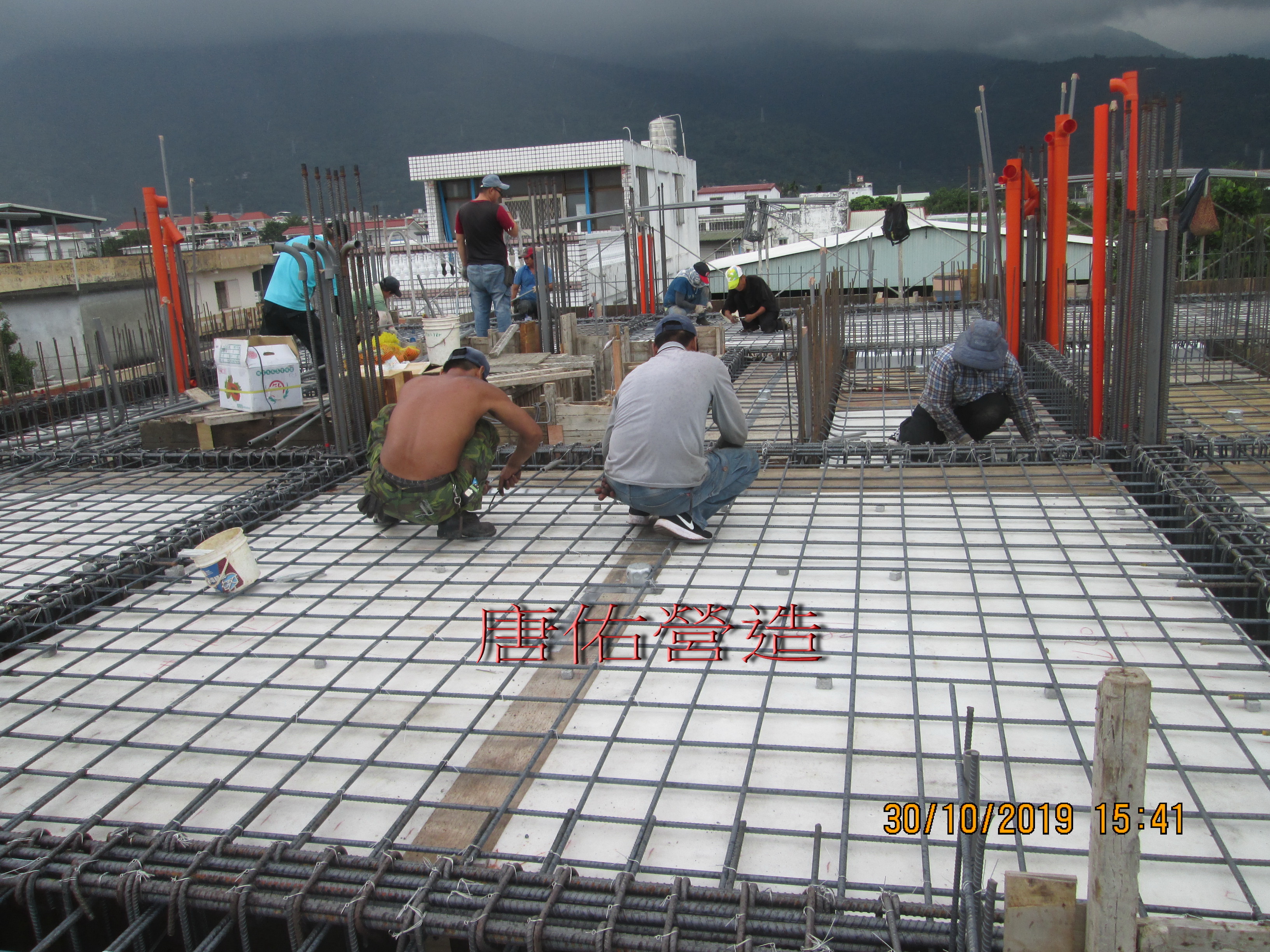 2樓頂版鋼筋綁紮