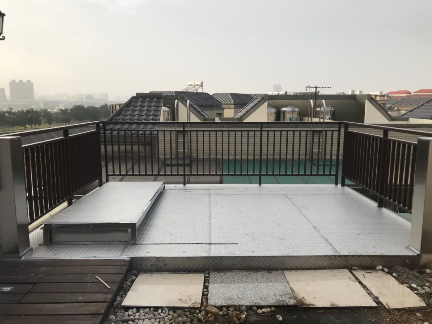 空中平檯+欄杆☑上辰不銹鋼有限公司☑