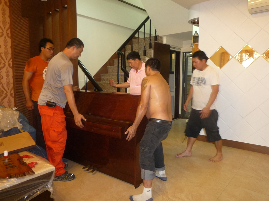 鋼琴搬運