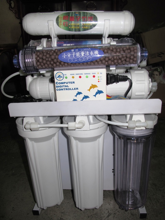 8道過濾美國進口RO水製造機(微電腦/水質偵測/50加侖)