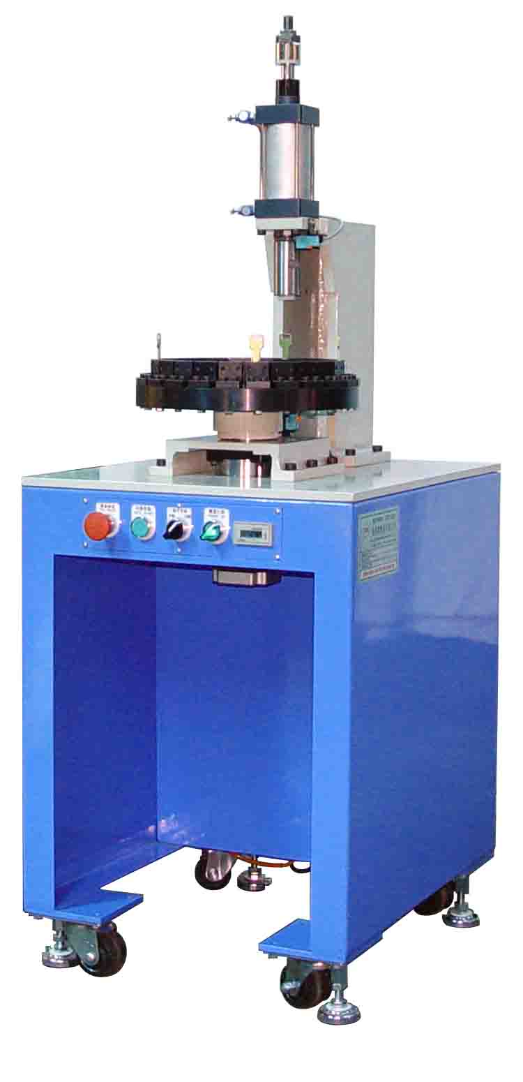 CM-143轉盤式鎖匙塑膠頭壓入機