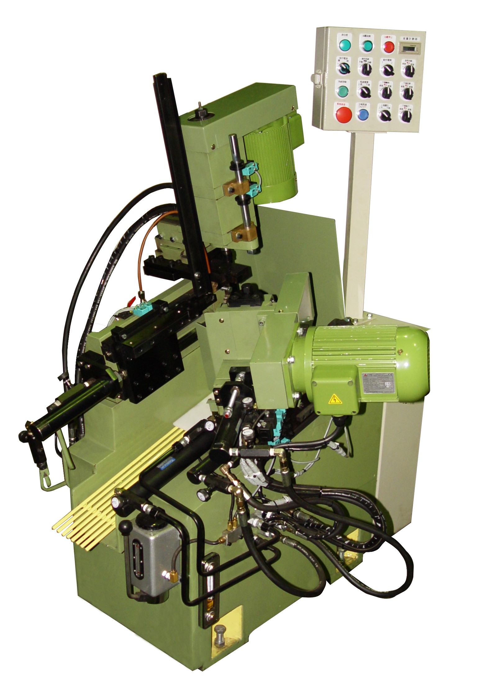 CM-124B自動二軸鎖心加工機