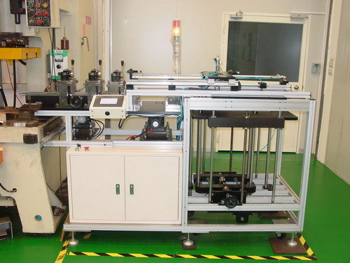 沖床自動送料機