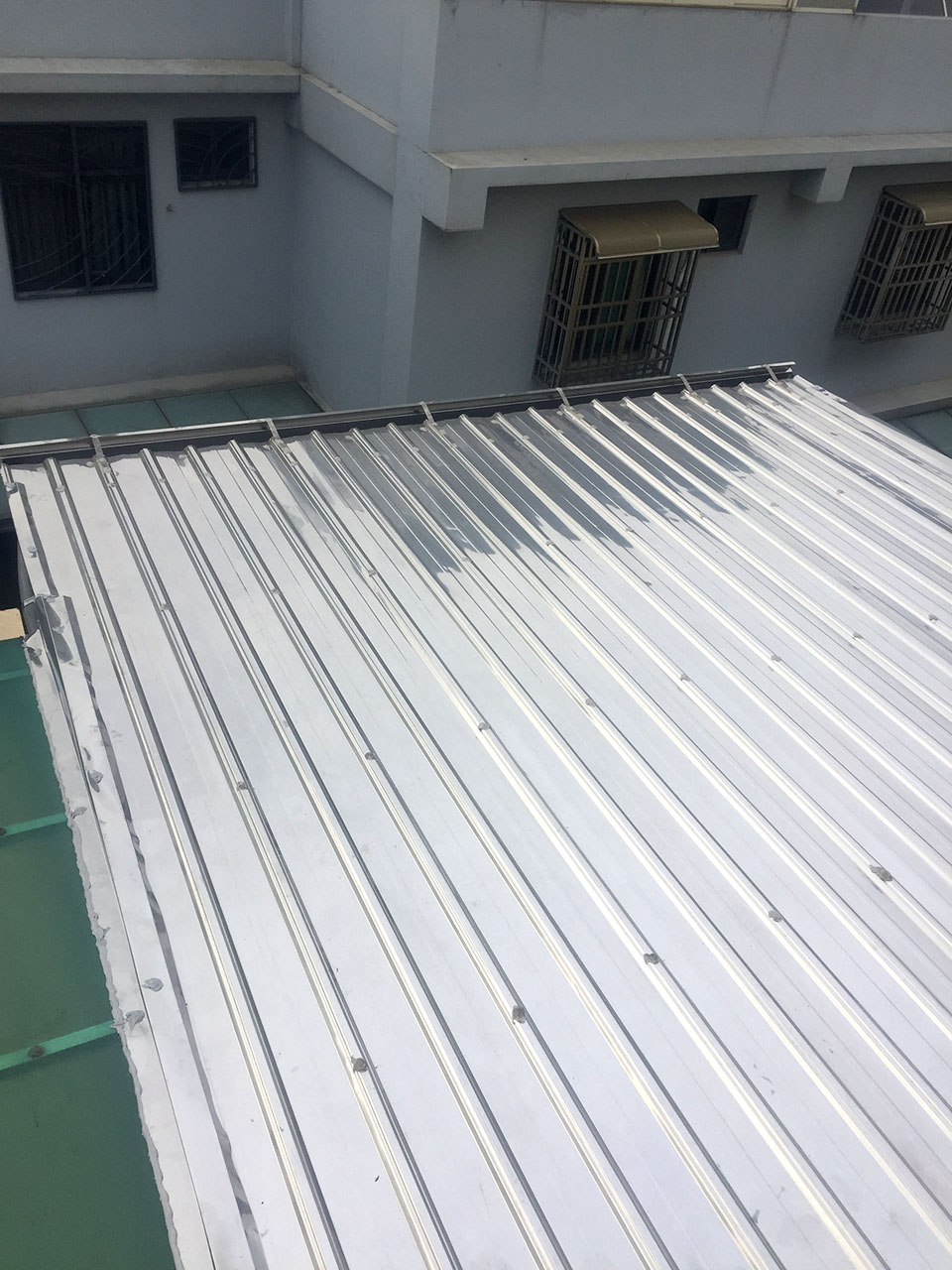 鐵屋、空中花園