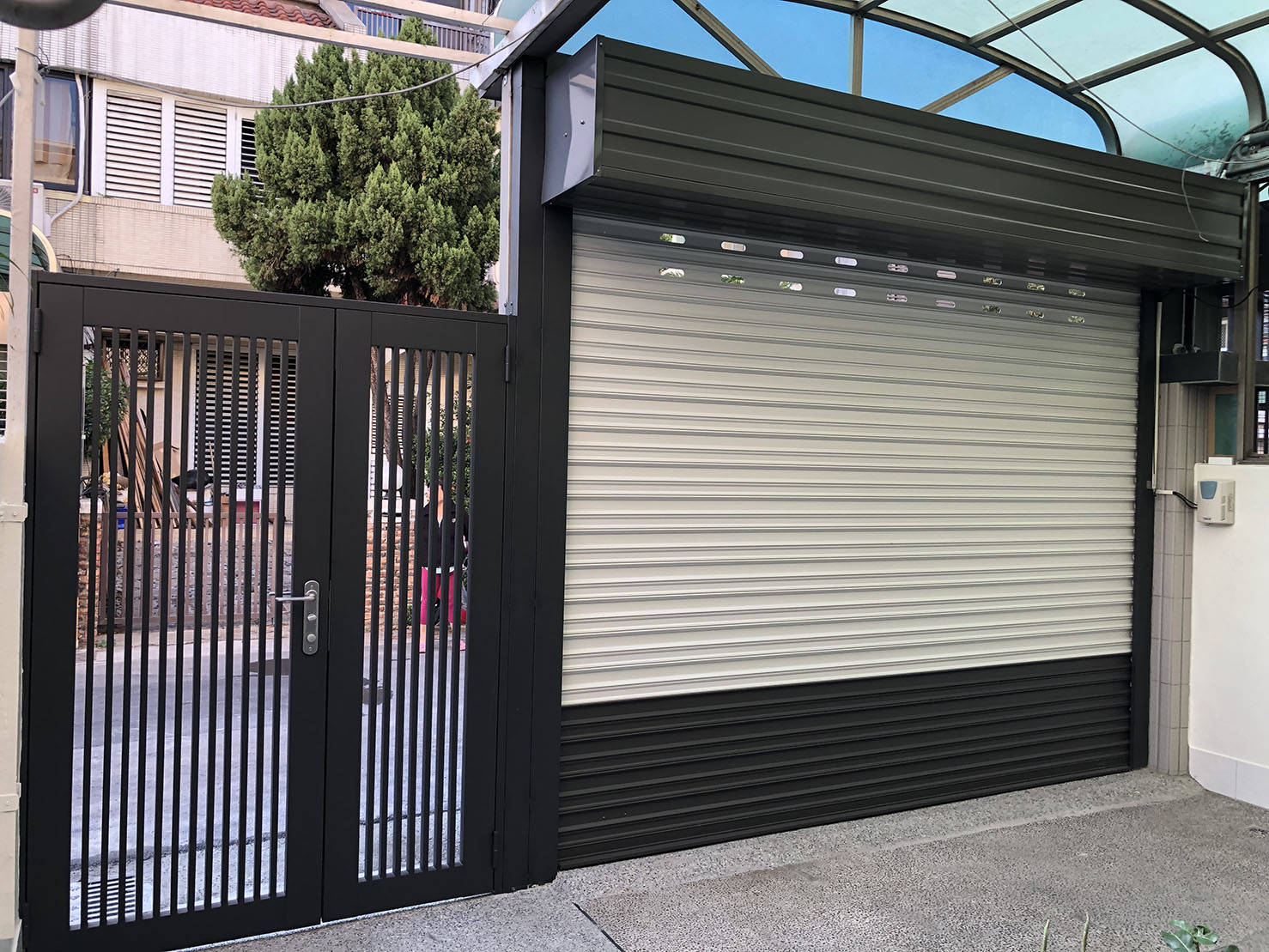 鐵捲門、大小門