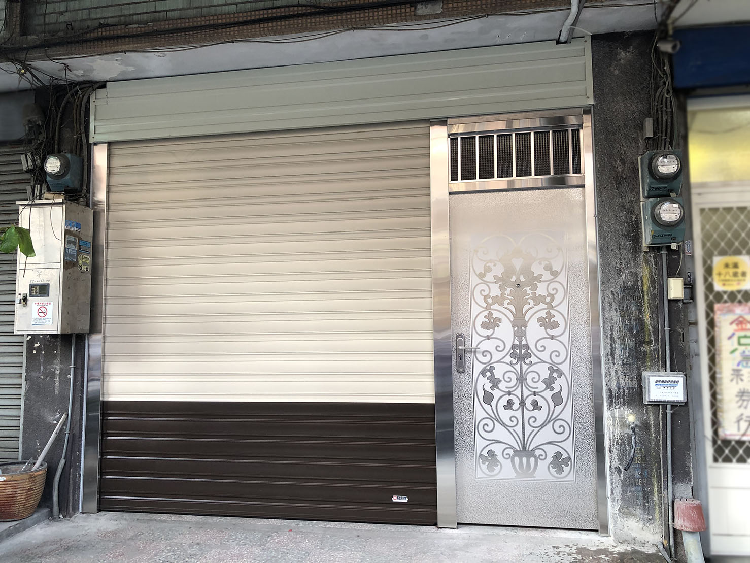 鐵捲門、大小門