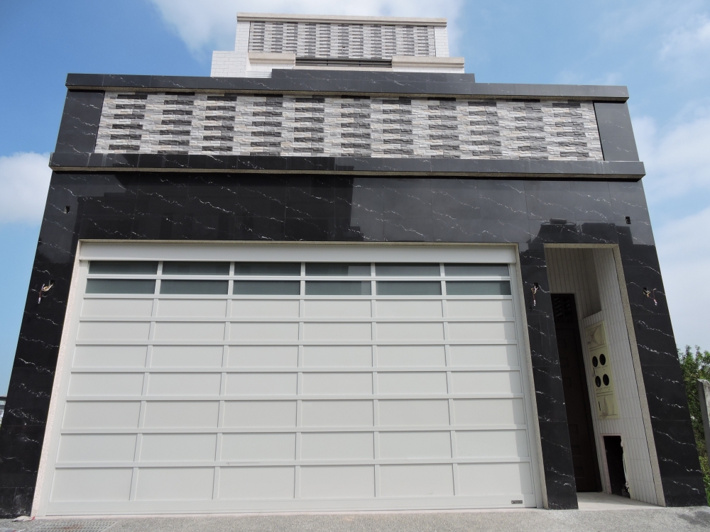 鐵捲門、大小門