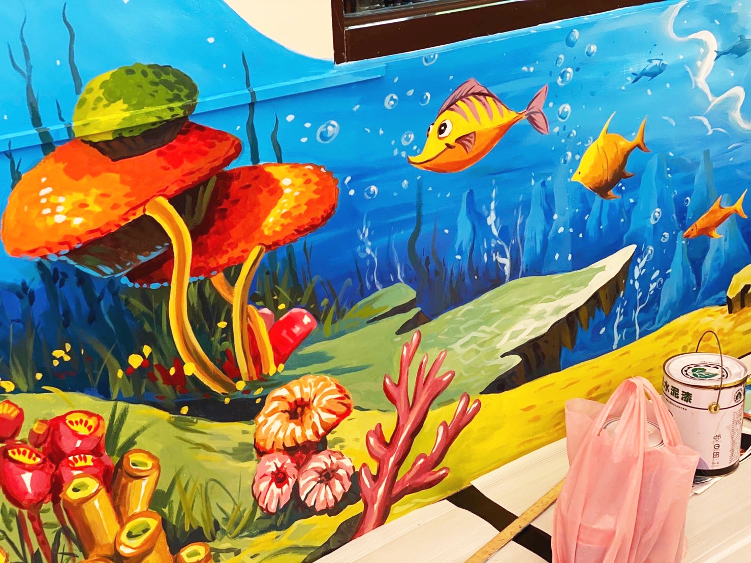 老獅外牆彩繪廣告