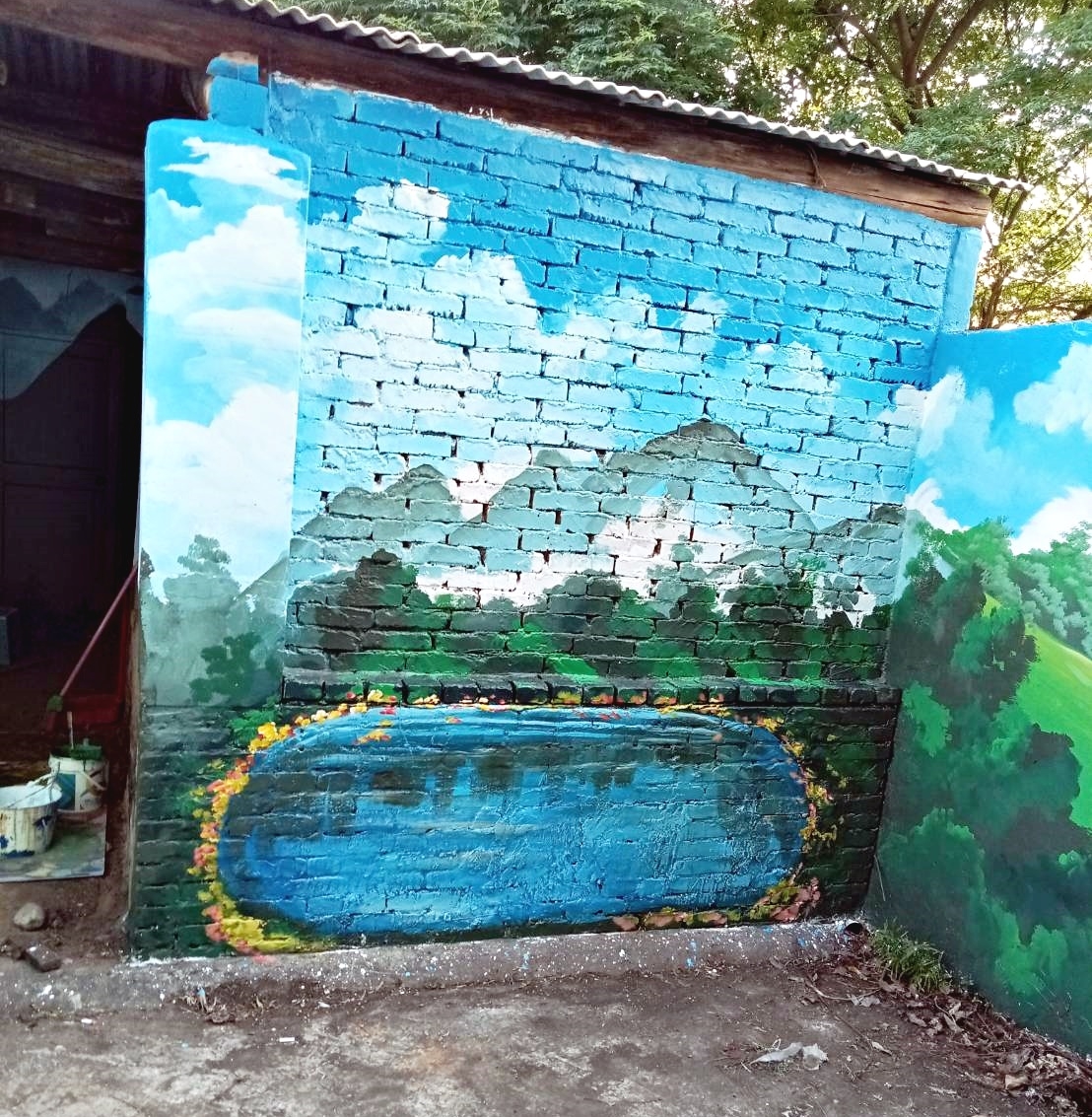 老獅外牆彩繪廣告