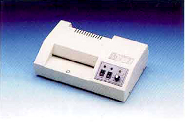 HR-160DS型護貝機