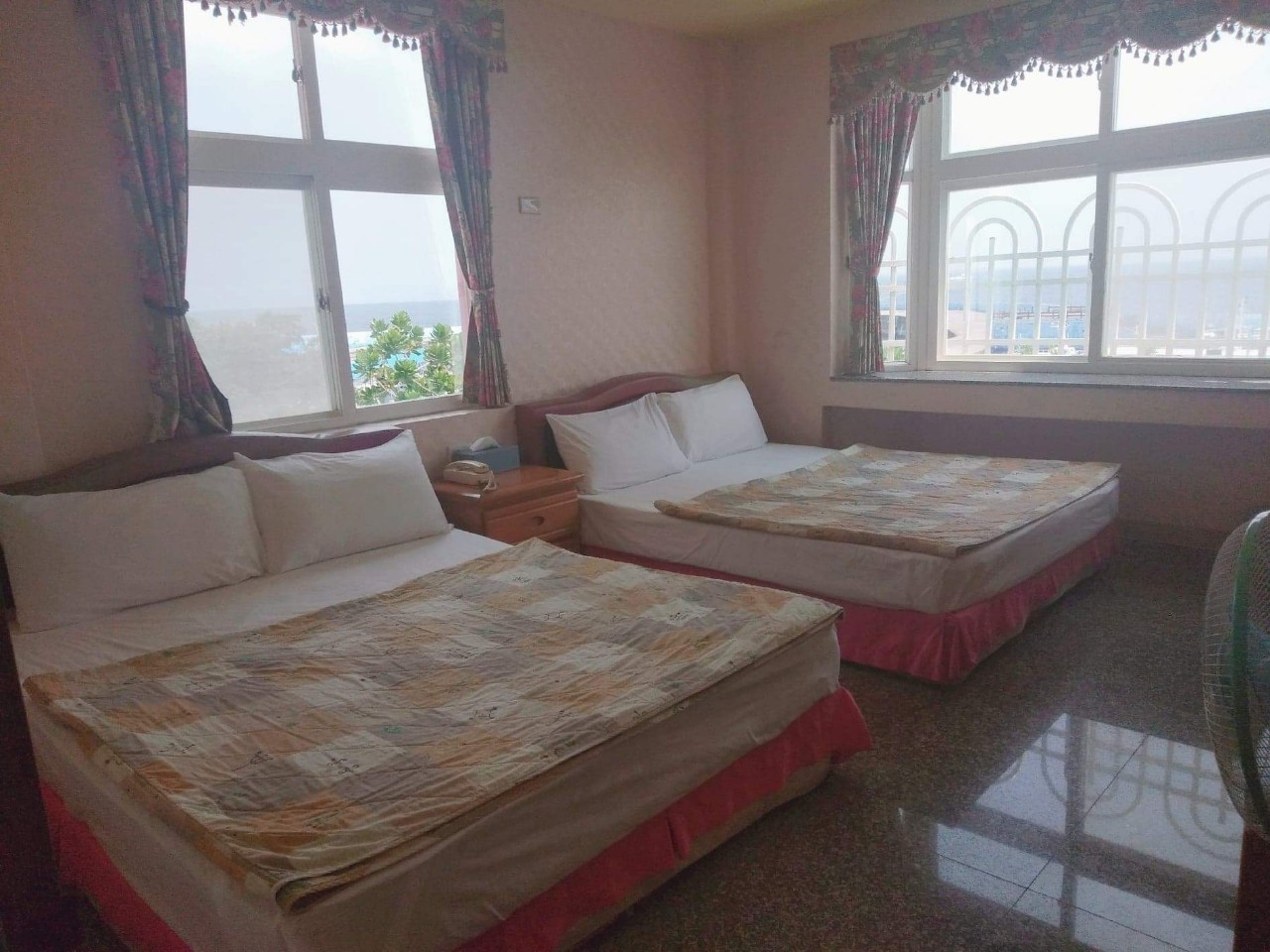 小琉球賢濱民宿-海景四人房