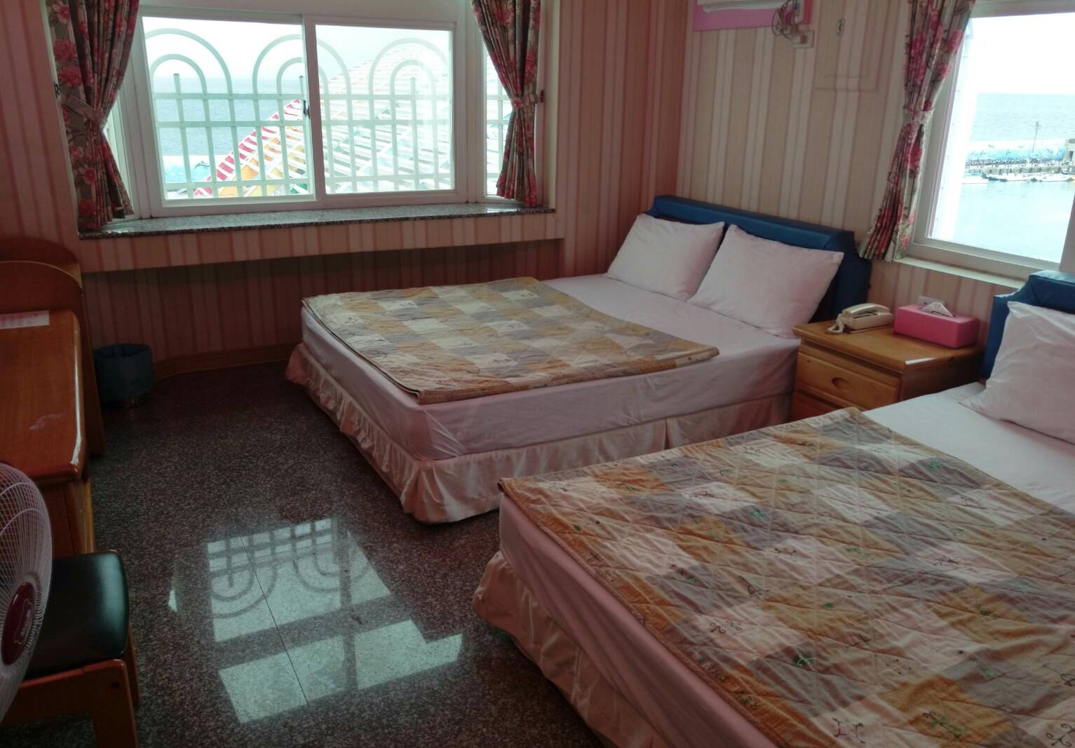 小琉球賢濱民宿-海景四人房