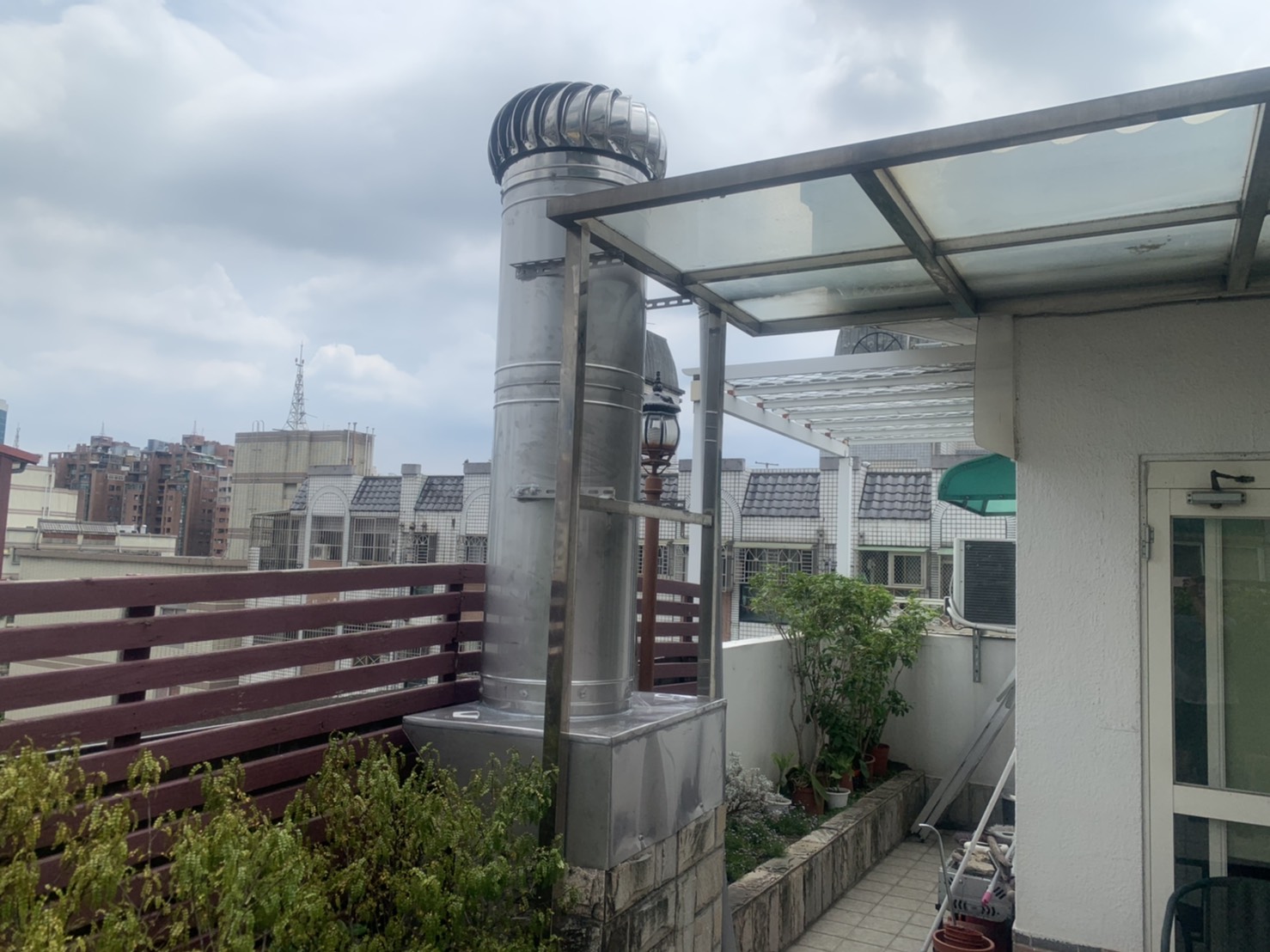 屋頂免動力通風器安裝