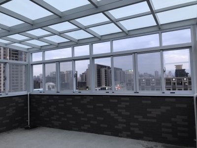 茂發不銹鋼-台中不銹鋼門窗,彰化不銹鋼門窗,台中彰化採光罩,玄關門-鋼構工程