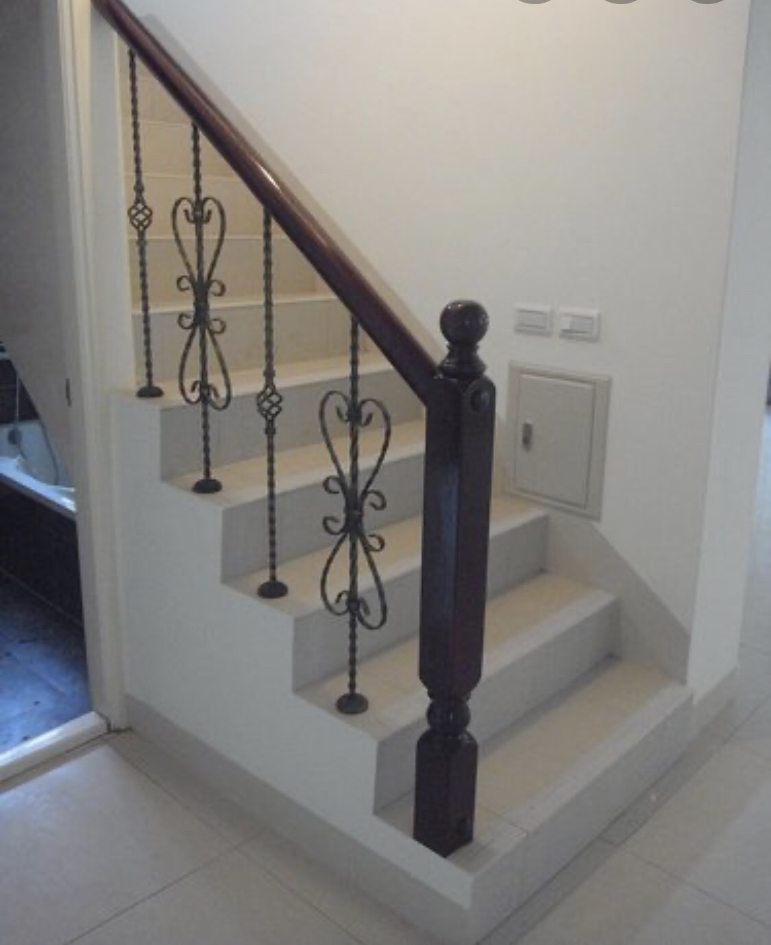 台中樓梯扶手欄杆