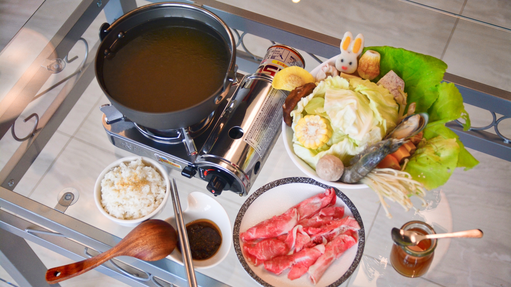 手作田園高麗菜酸火鍋