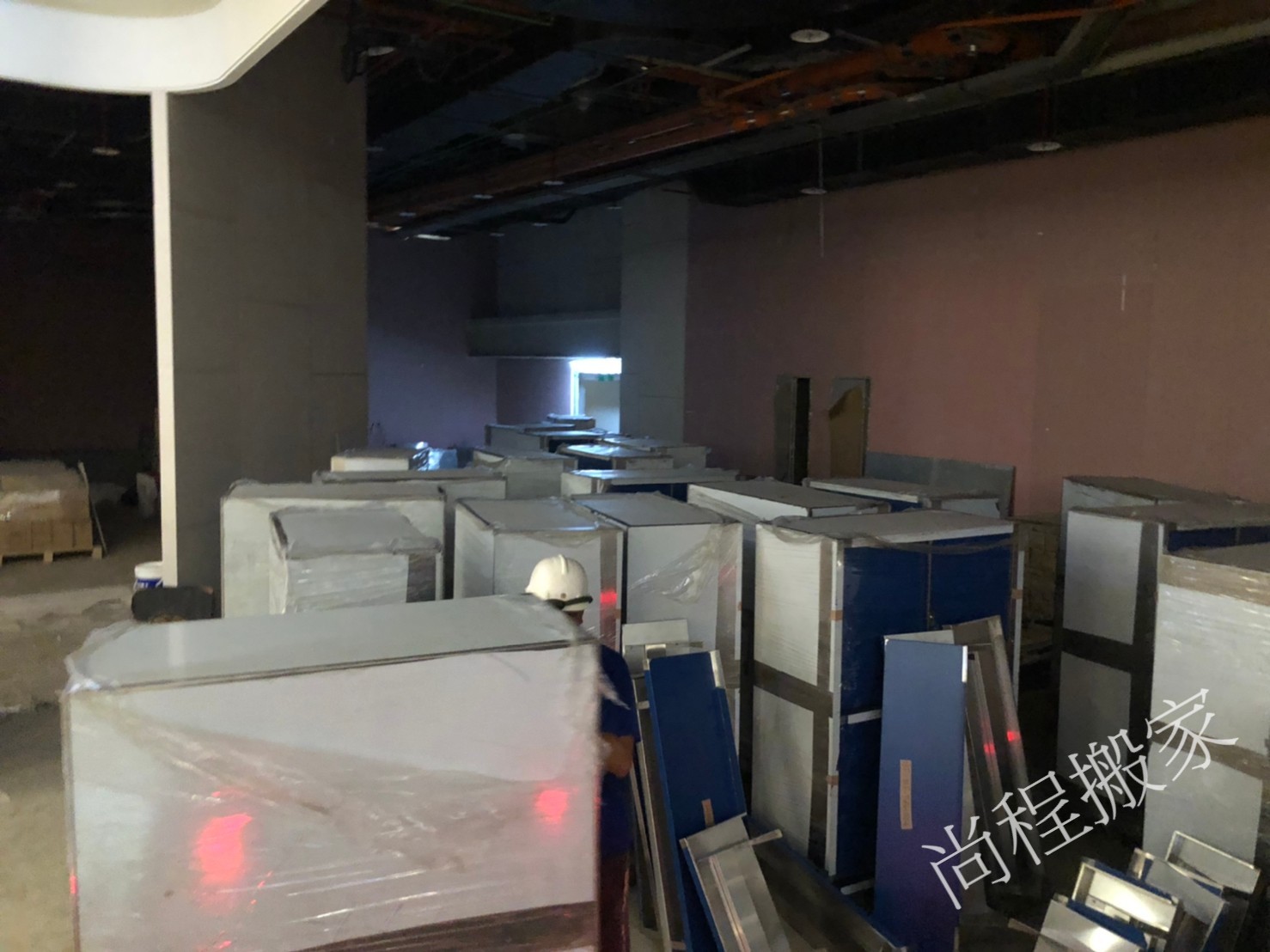 百貨公司設備搬運