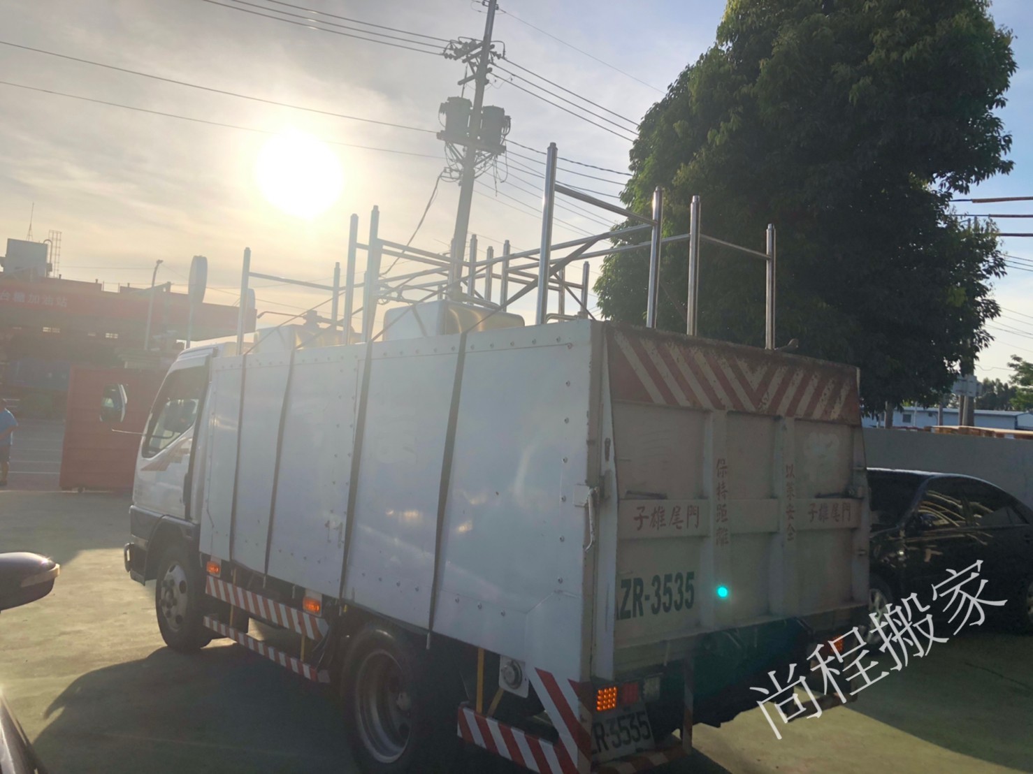 百貨公司設備搬運