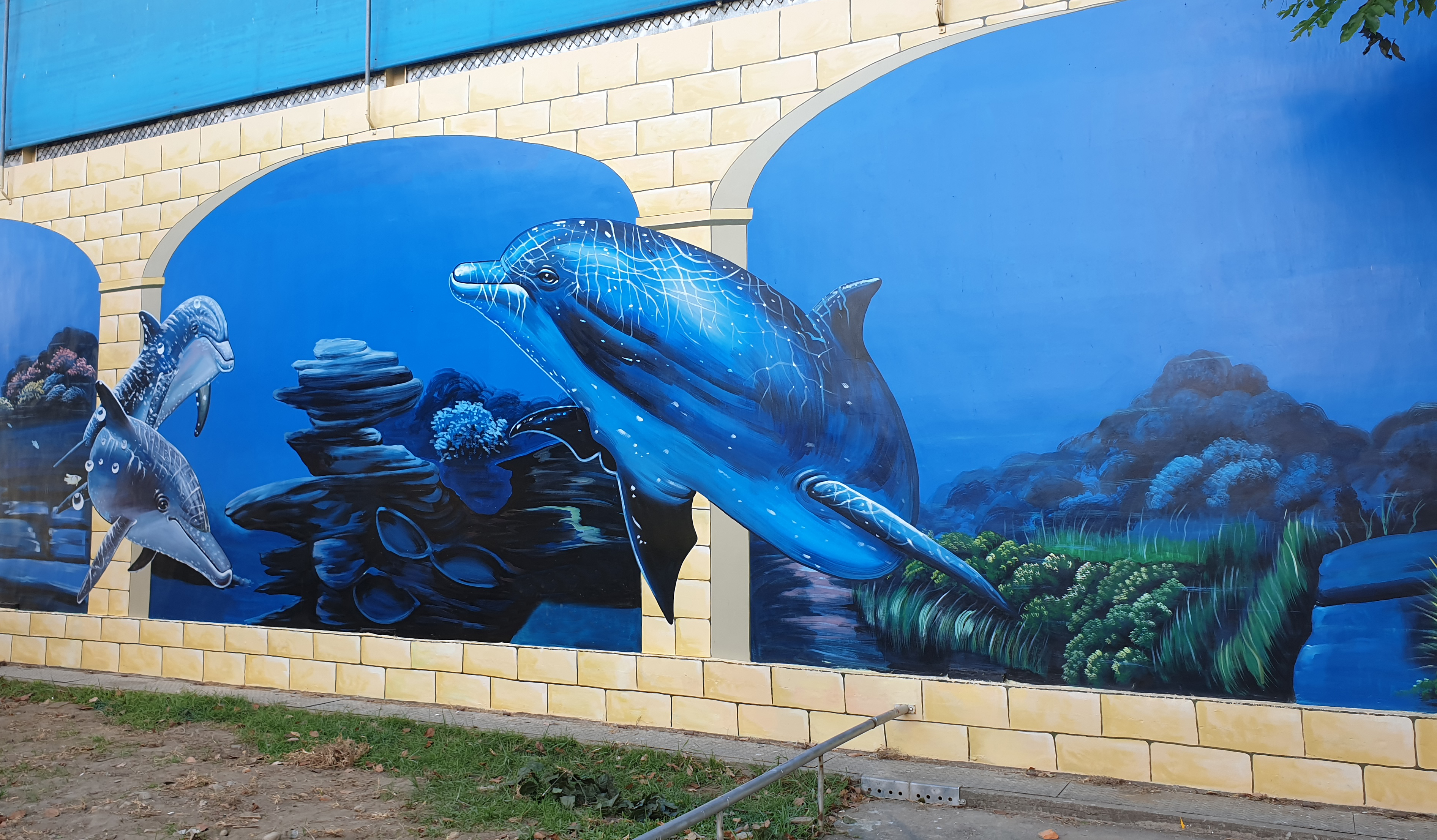 鹽洲國小牆壁彩繪