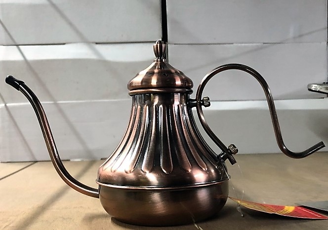 AOK宮廷細口壺650cc(古銅色)