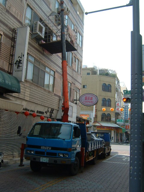 搬運起重、吊車出租