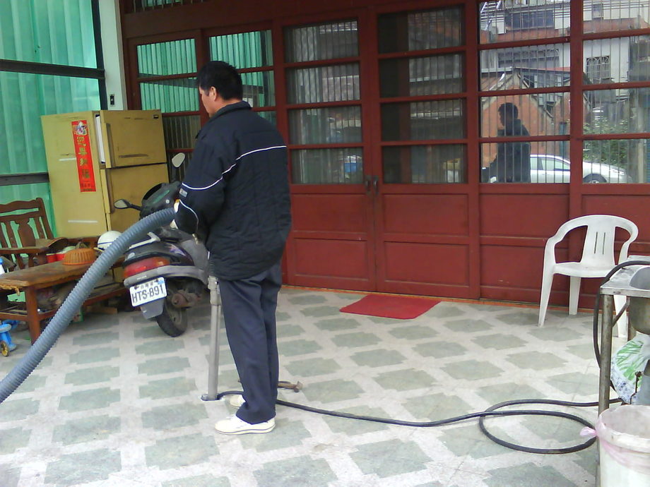 佑升衛生工程行-化糞池清運抽水肥