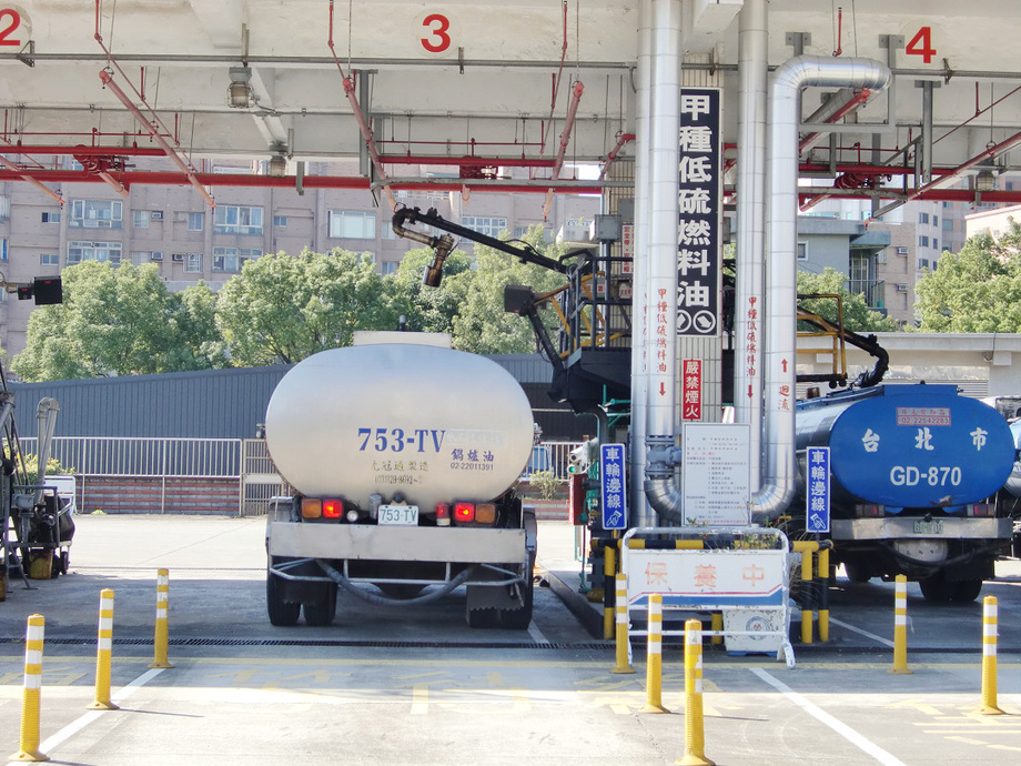 五股油庫(超級柴油、燃料油、甲種燃料油)