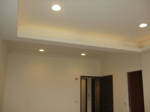 主臥天花板造型